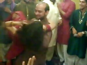 पेटिट तिकड़ी फुल सेक ...