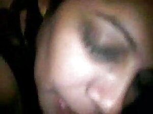 21 साल की लड़की से ह ...